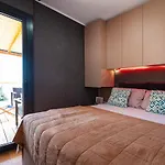 Bella Vista *